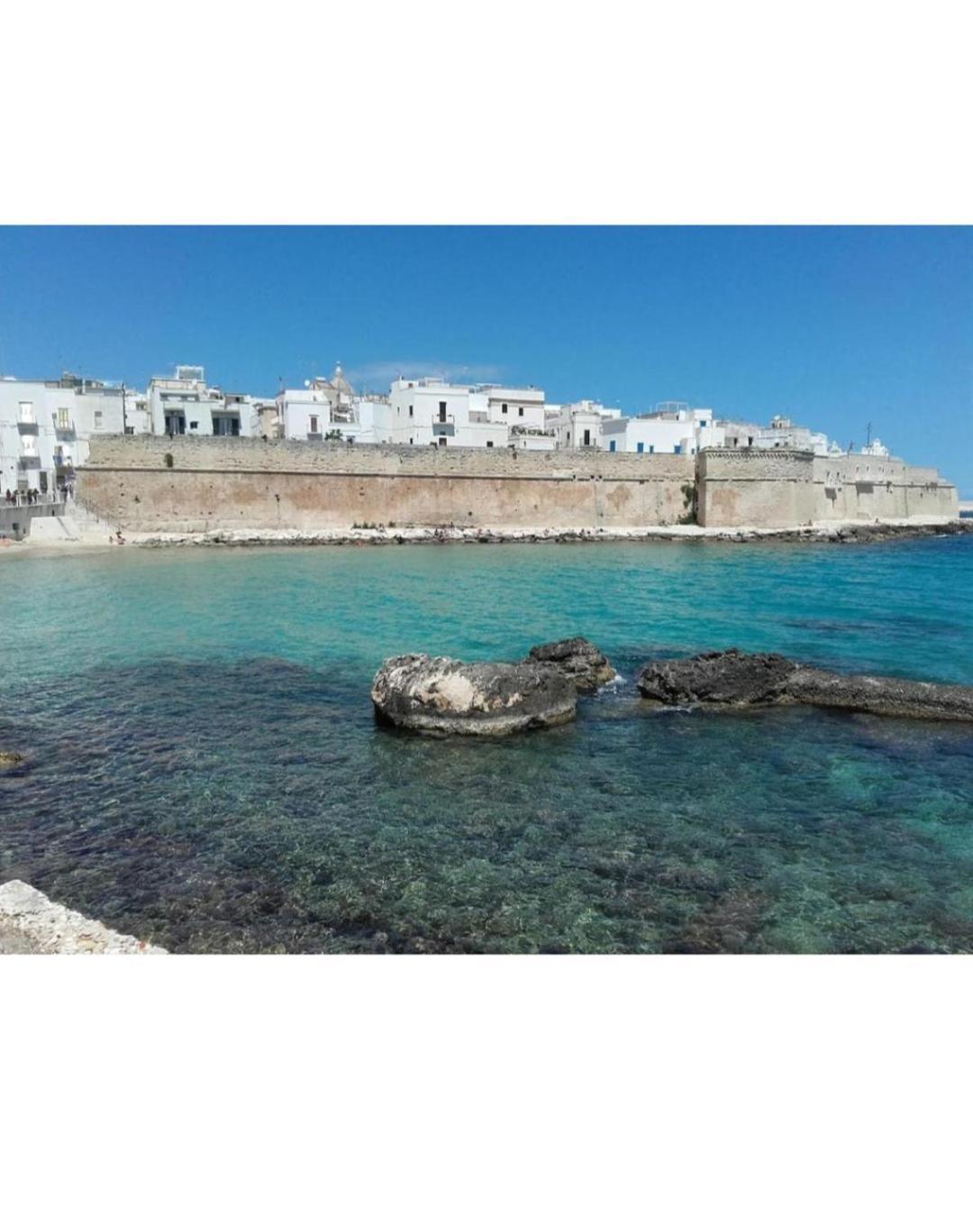 Guest House Santa Caterina โมโนโปลี ภายนอก รูปภาพ